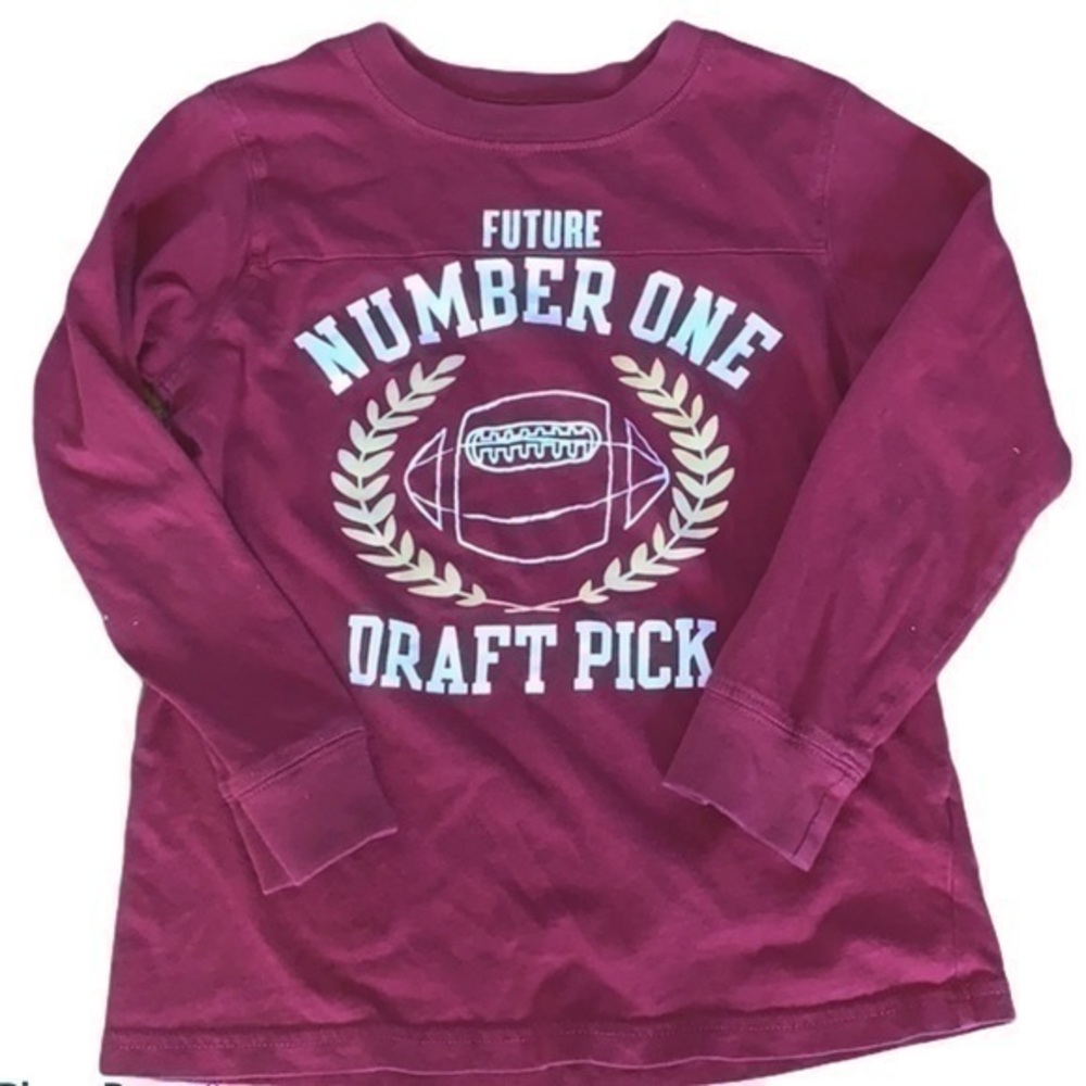 Carter’s 5T long sleeve tee